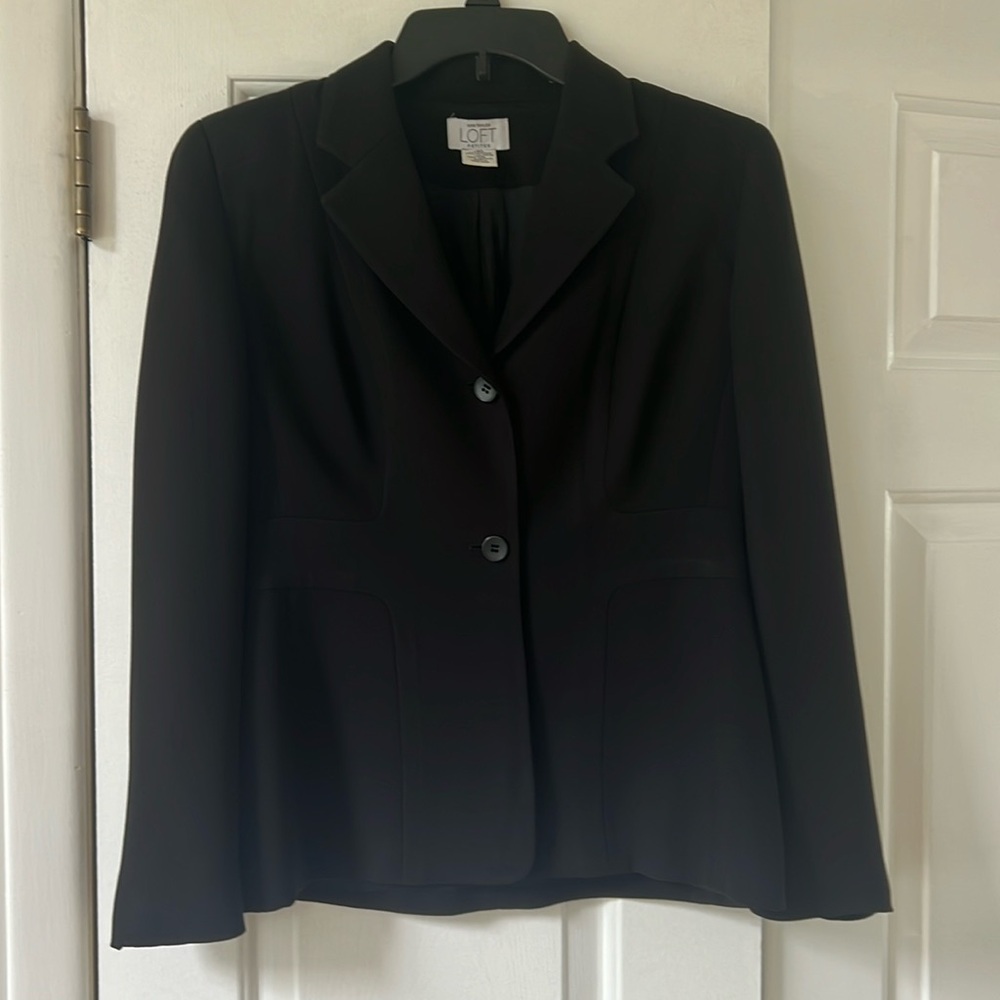 Ann Taylor Loft, black blazer, size 4 petite